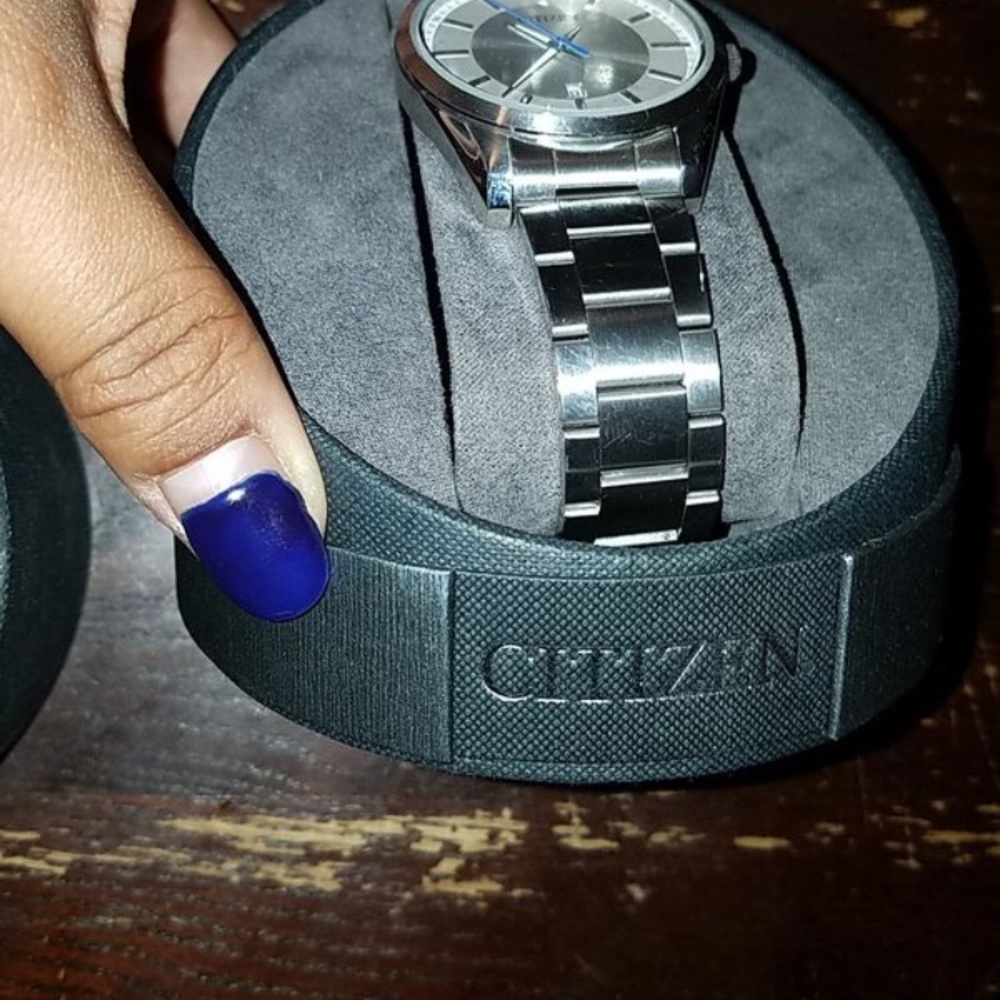 Citizens Watch - Picture 3 of 3